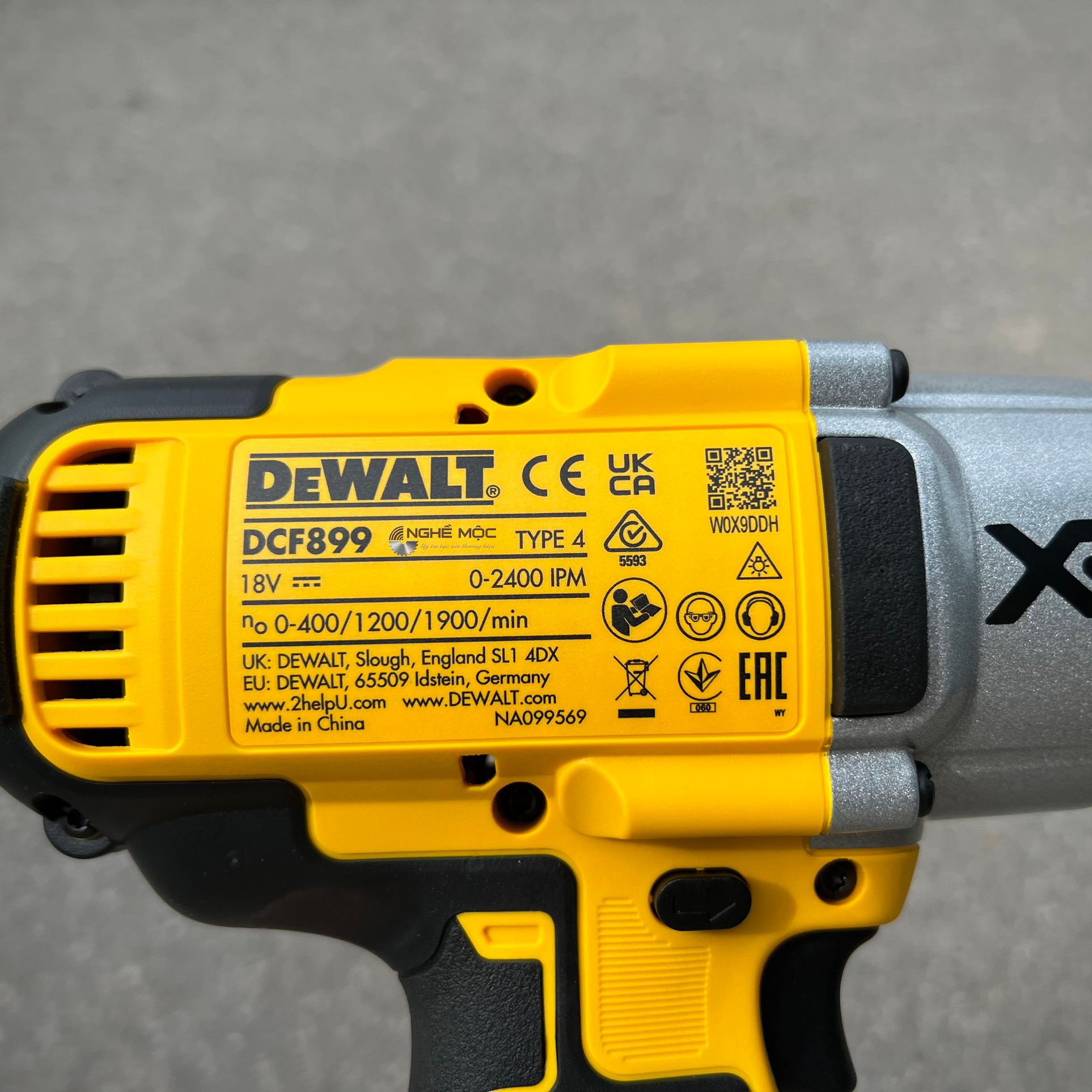 MÁY SIẾT BULON CẦM TAY 18N DEWALT DCF899