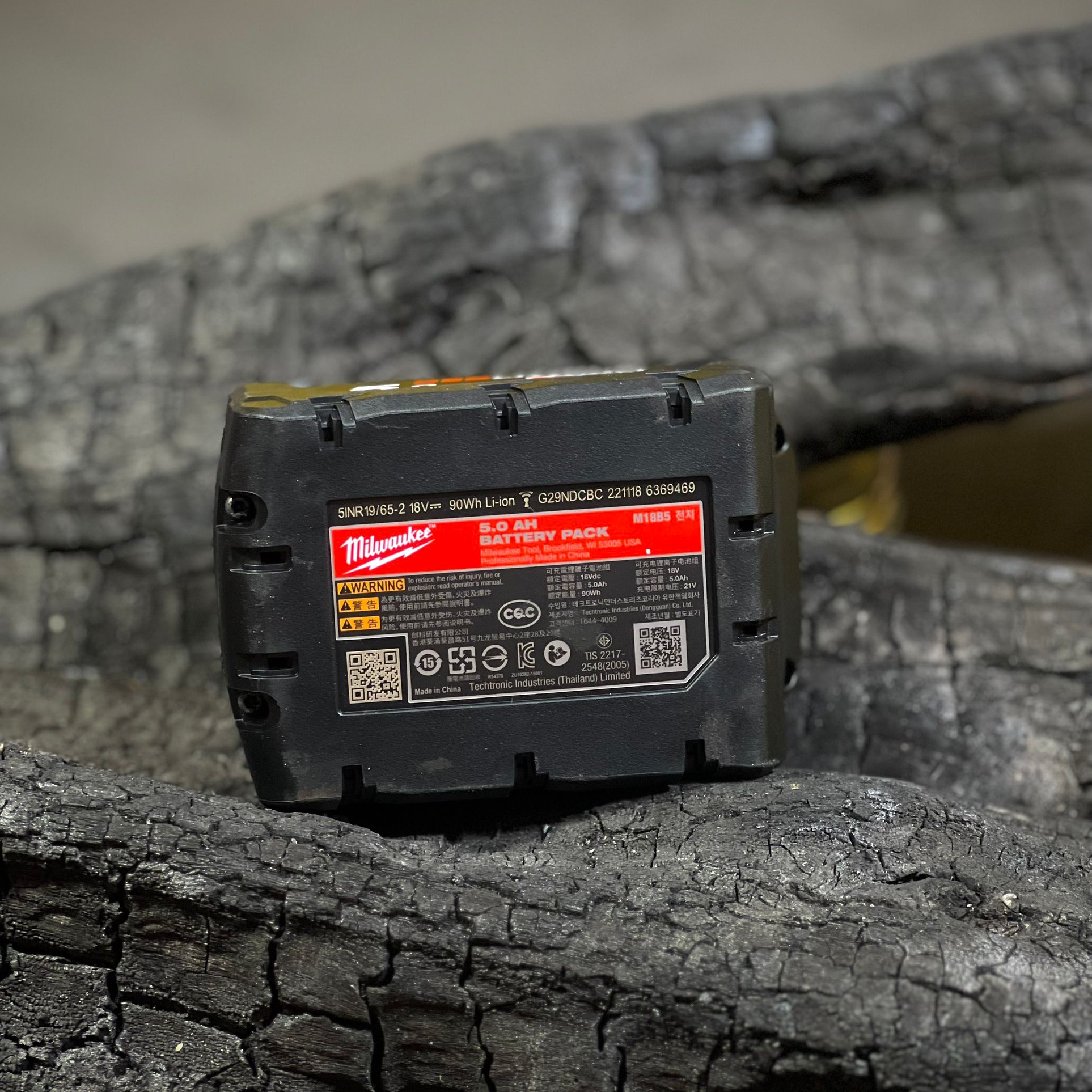 Pin 18V 5.0Ah M18B5 RedLithium Milwaukee ( hàng chính hãng )