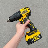 MÁY KHOAN PIN 18V DEWALT DCD709