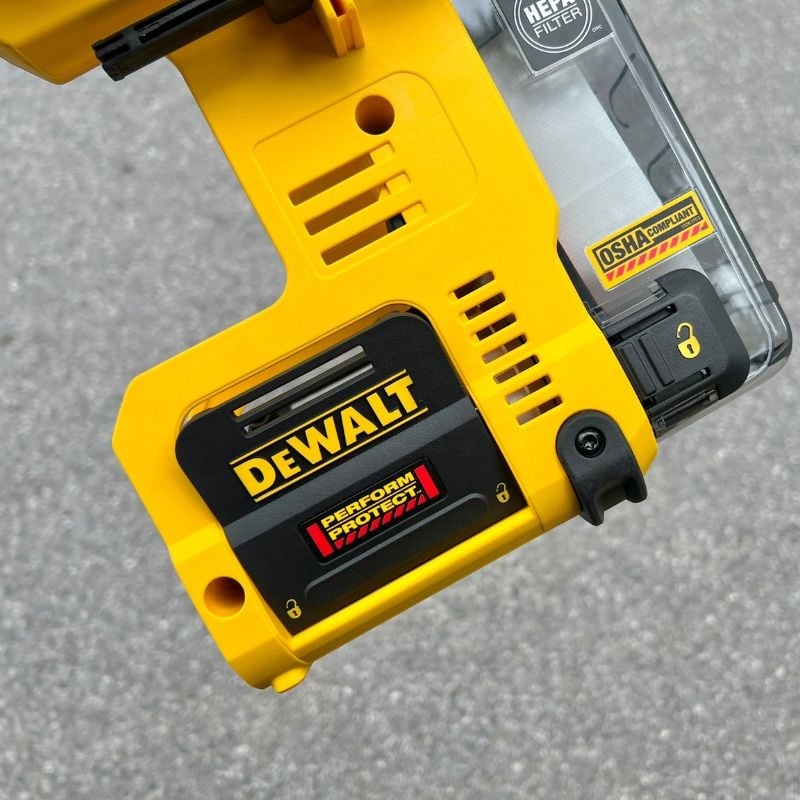 Bộ hút bụi Dewalt DWH303DH cho khoan bê tông DCH273