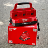 Bộ sạc nhanh 6 cổng Milwaukee M18™ PACKOUT™ mã M18 PC6