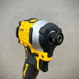 Máy bắt vít Dewalt DCF850