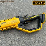 Máy cắt tỉa cành trên cao Dewalt DCMPS567N-XJ