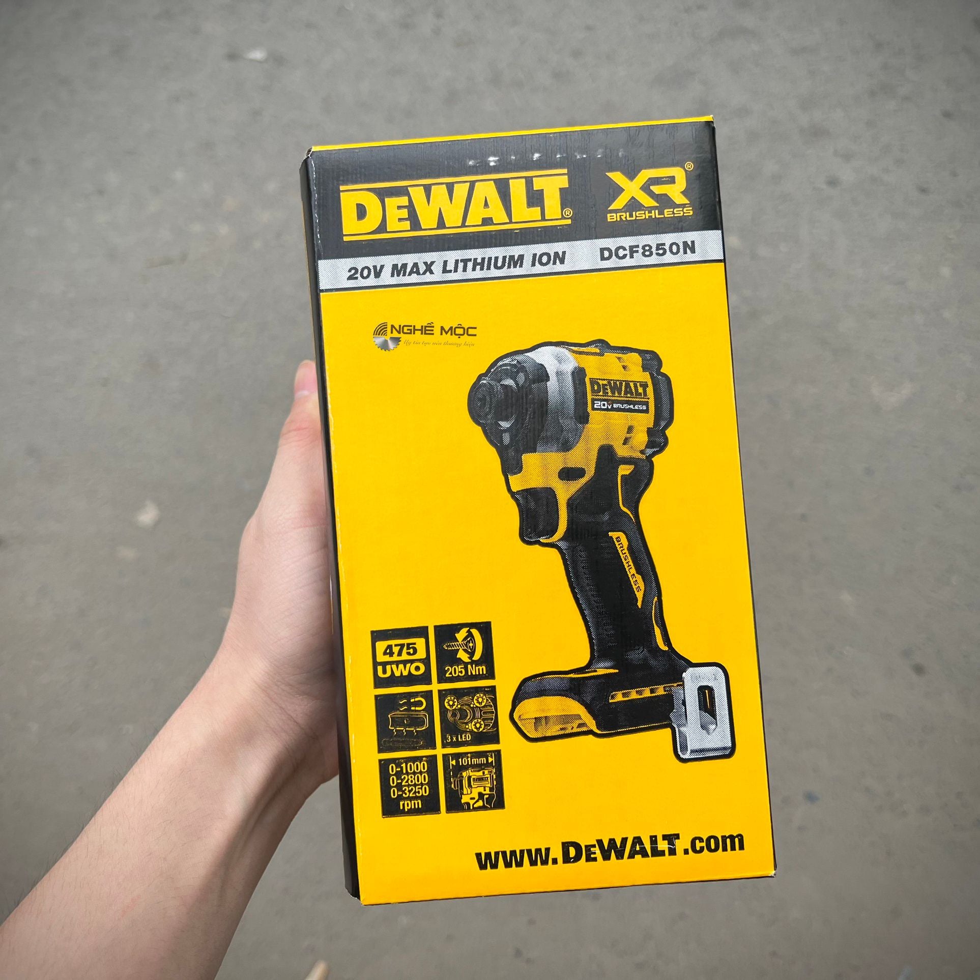 Máy bắt vít Dewalt DCF850