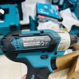 Máy bắt vít dùng pin 12V Makita TD110DZ