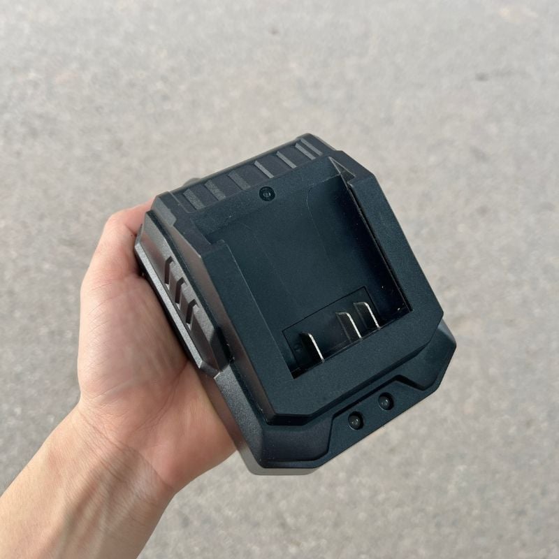 Chân sạc máy pin DongCheng