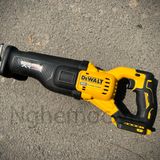 Máy cưa kiếm Dewalt DCS386