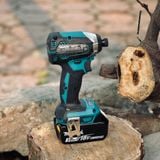 máy bắt vít Makita xdt13