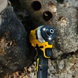 Máy vặn vít dùng pin 20V DeWalt DCF850P2A