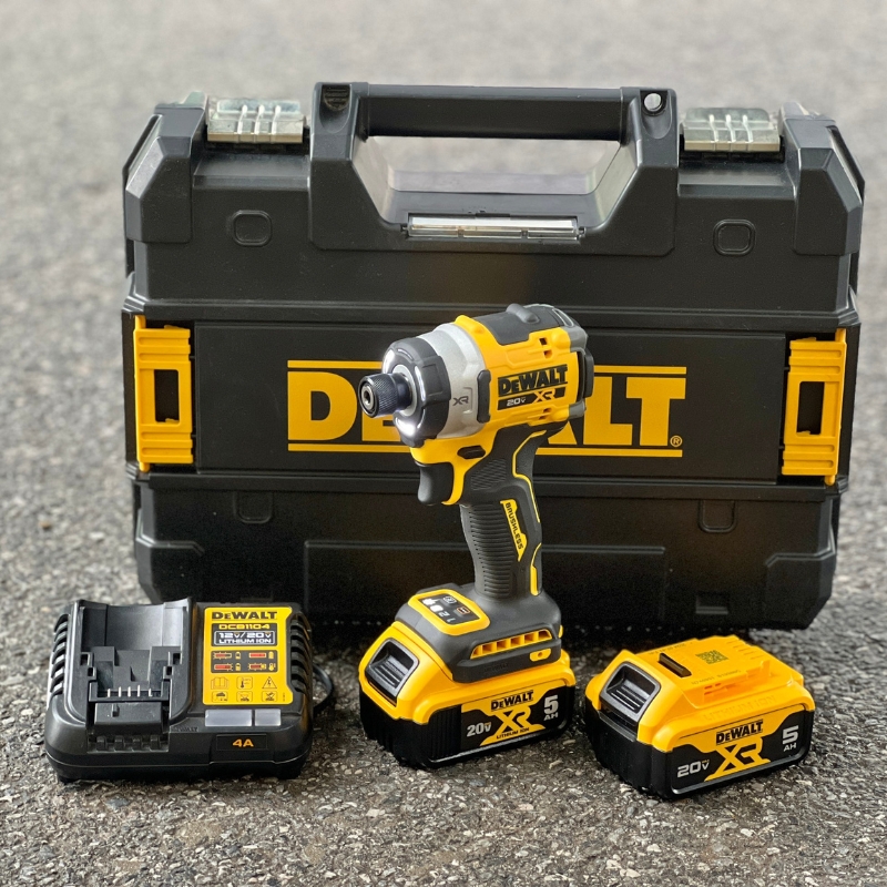 Máy bắt vít dùng pin Dewalt DCF860N-B1