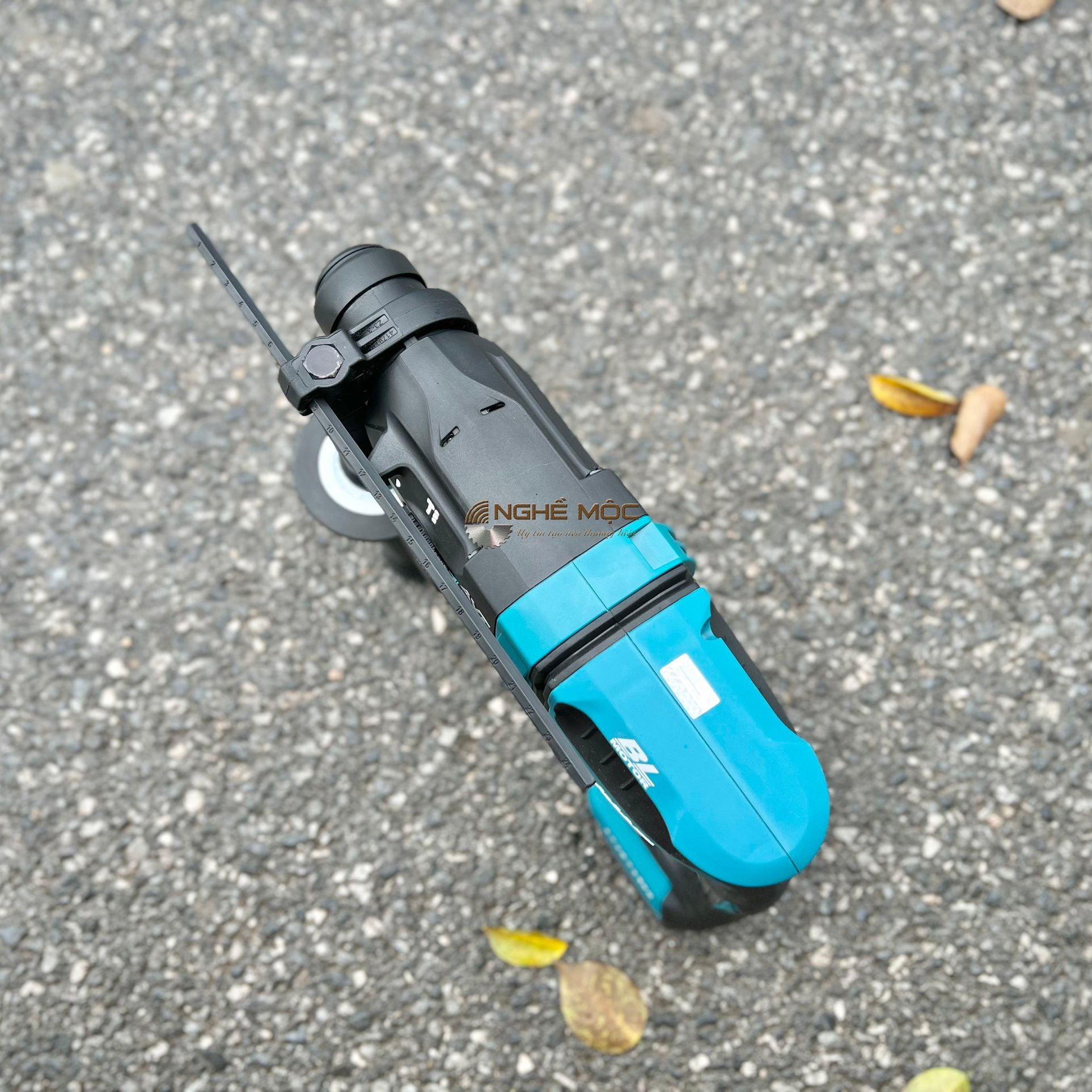 Combo khoan bê tông Makita DHR182