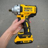 Máy siết bu lông dùng pin Dewalt DCF892