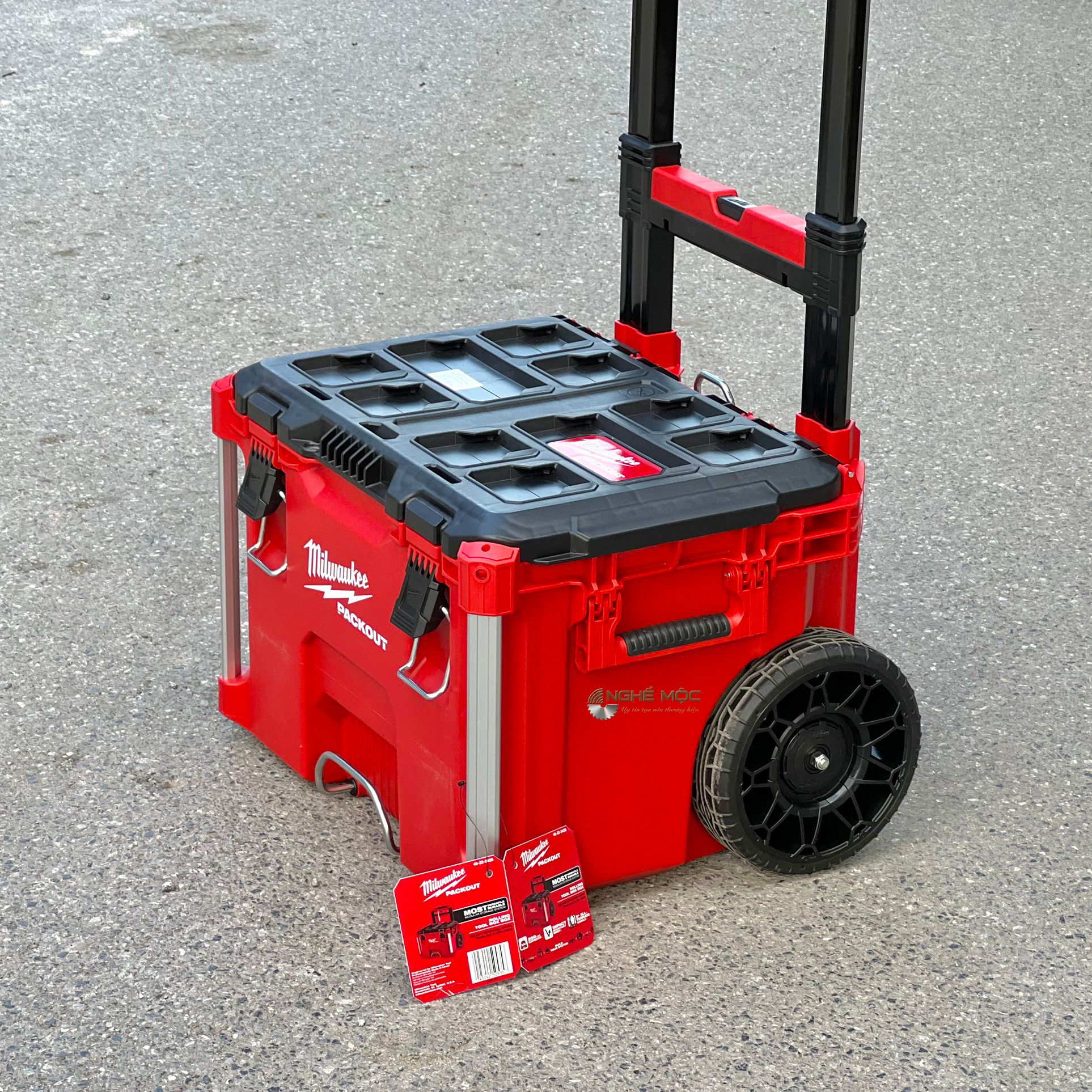 Thung Milwaukee 8426