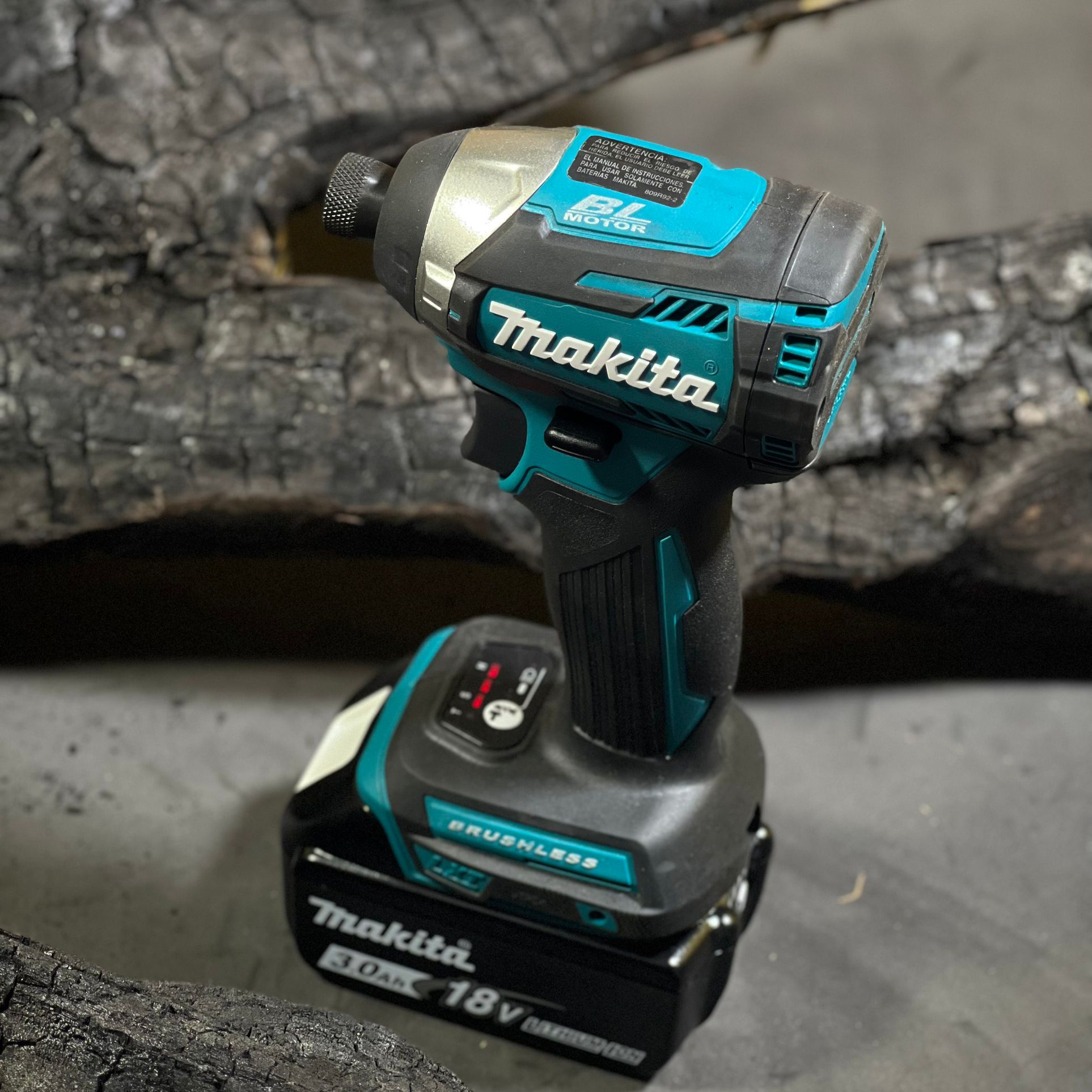 Makita xdt16 new arrivals