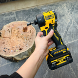 Máy bắt vít Dewalt DCF870