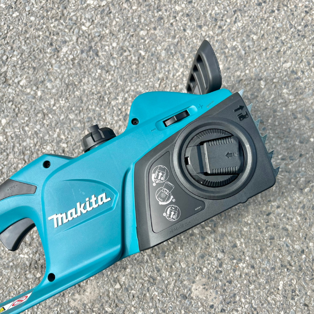 Máy Cưa Xích Makita UC4041A (400mm) có thân hình nhỏ gọn