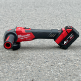 Máy mài góc công tắc gạt có điều tốc Milwaukee M18 FSAGV100XB 100mm