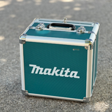 Thùng makita có màu xanh giương bên trong hộp có màu đen chuyên đựng bộ máy khoan vặn vít Makita CLX205SX2 (HP332D+TD111D)
