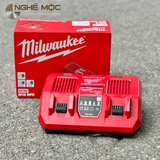 Bộ sạc nhanh khoang kép Milwaukee M18 DFC