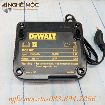 Bộ sạc pin Lithium-ion  DeWalt – DCB107-B1 – mochaiphat