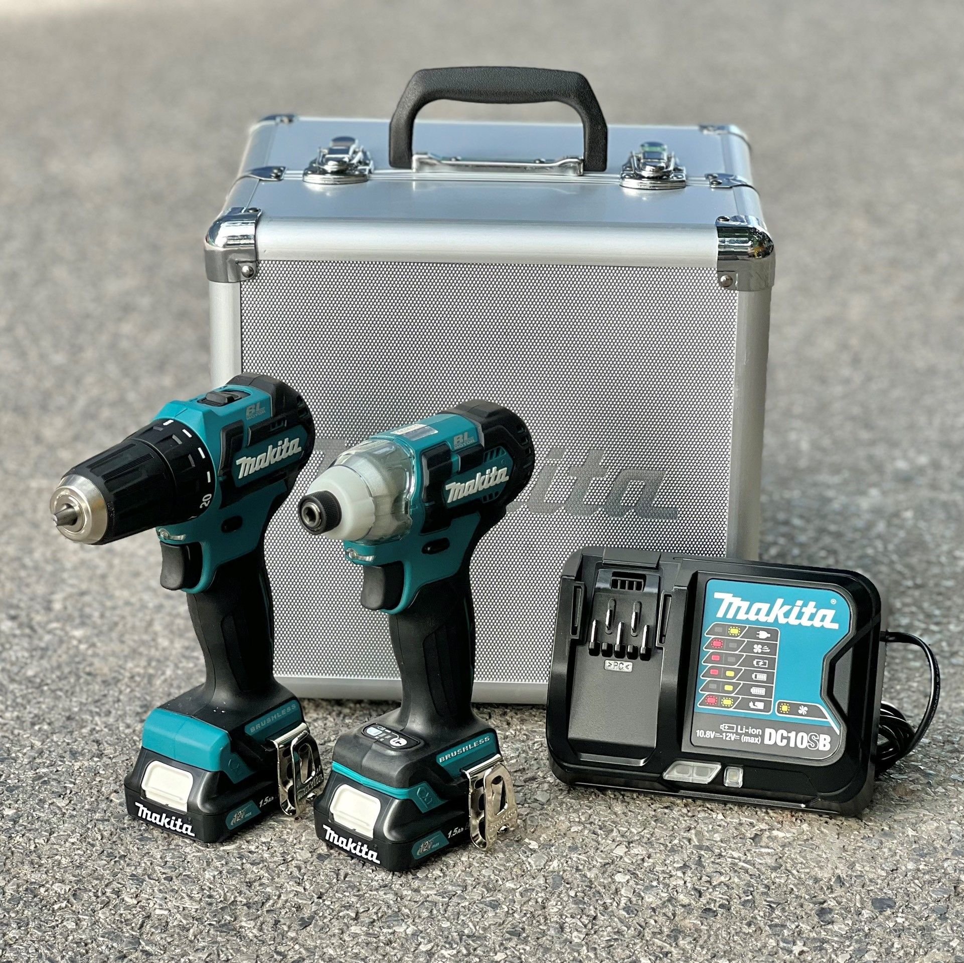 Bộ máy khoan vặn vít Makita CLX210SX1