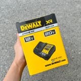 Bộ sạc pin 12-20V/ 4A Dewalt DCB1104