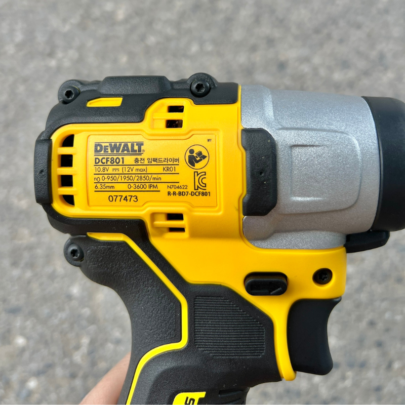 Thông số kỹ thuật máy vặn vít dùng pin DEWALT 12V DCF801N