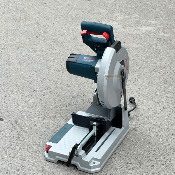 Máy cắt sắt inox lưỡi hợp kim Bosch GCD 12 JL (305mm)