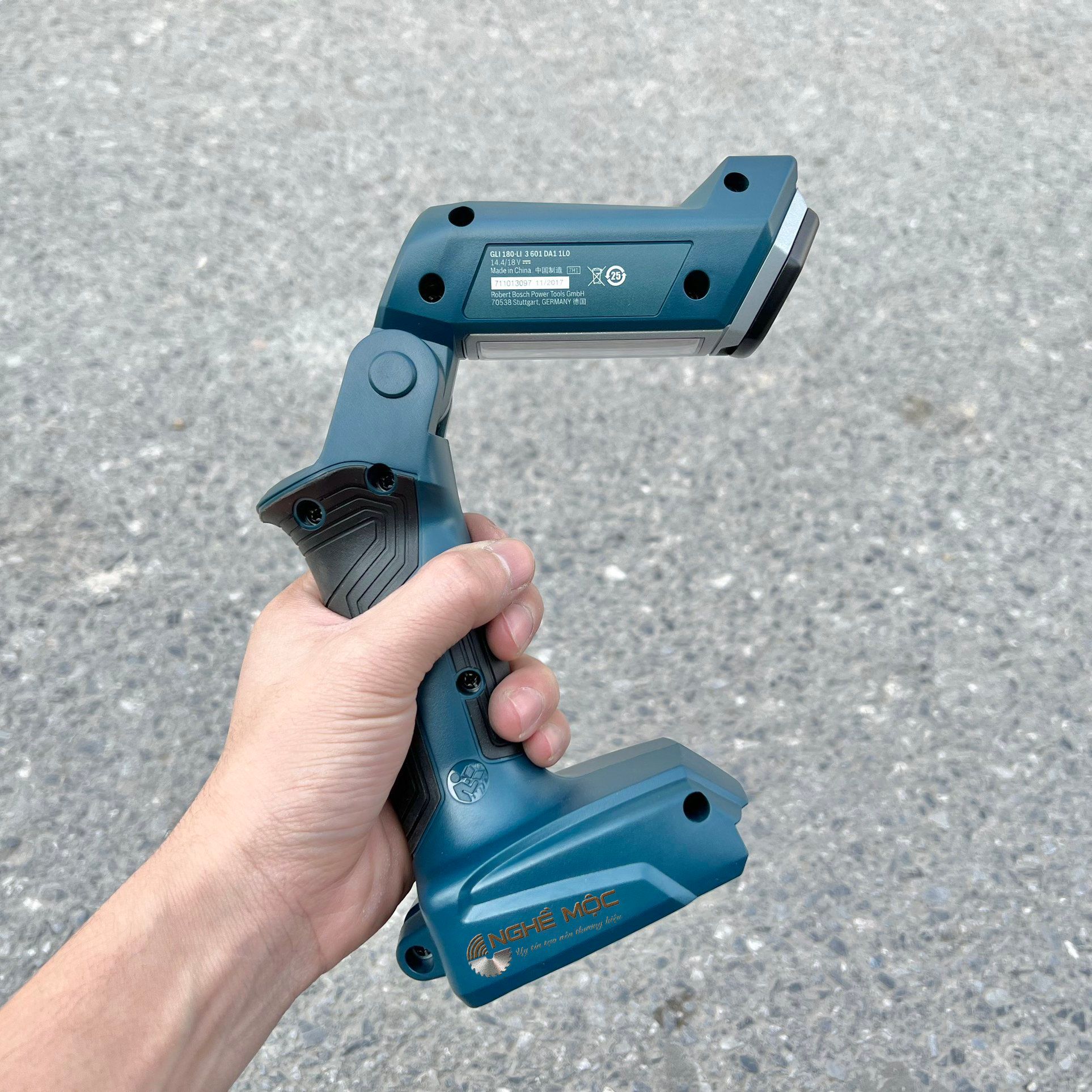 Đèn pin Bosch GLI 180-LI