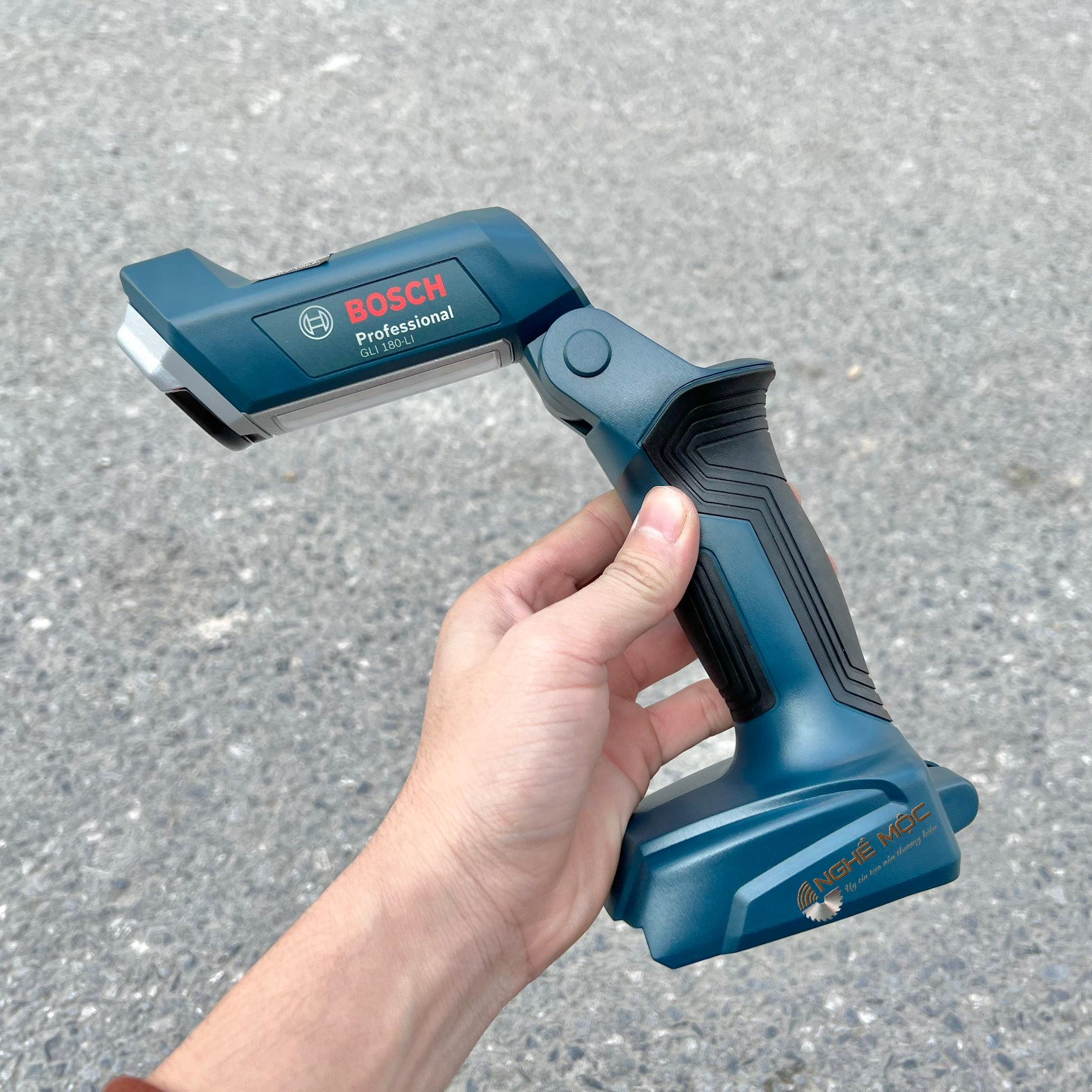 Đèn pin Bosch GLI 180-LI