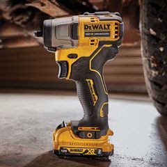 Máy Bắt Bulong Pin Dewalt DCF902