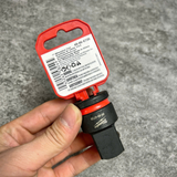 Bộ chuyển đổi ổ đĩa 1/2″ sang ổ đĩa 3/4″ của Milwaukee 49-66-6726 SHOCKWAVE