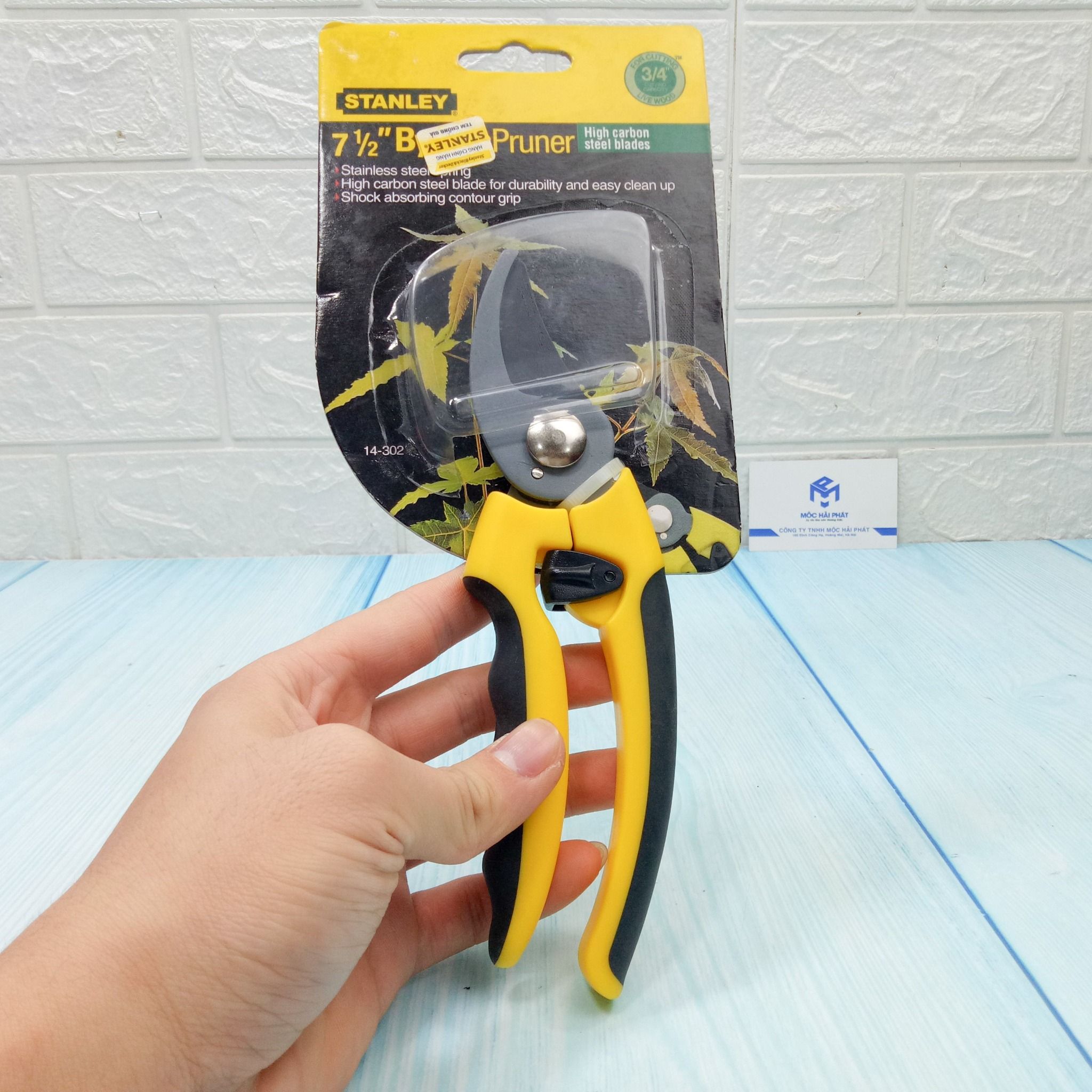 Kéo cắt tỉa cành cây 8" Stanley 14-302-23