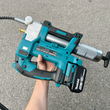 Máy bơm mỡ dùng pin (18v) Makita DGP180RT