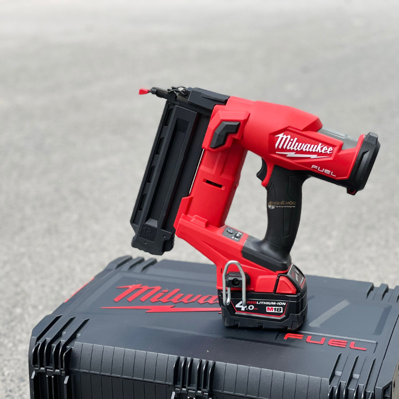 Máy bắn đinh Milwaukee M18 FN18GS-0X0