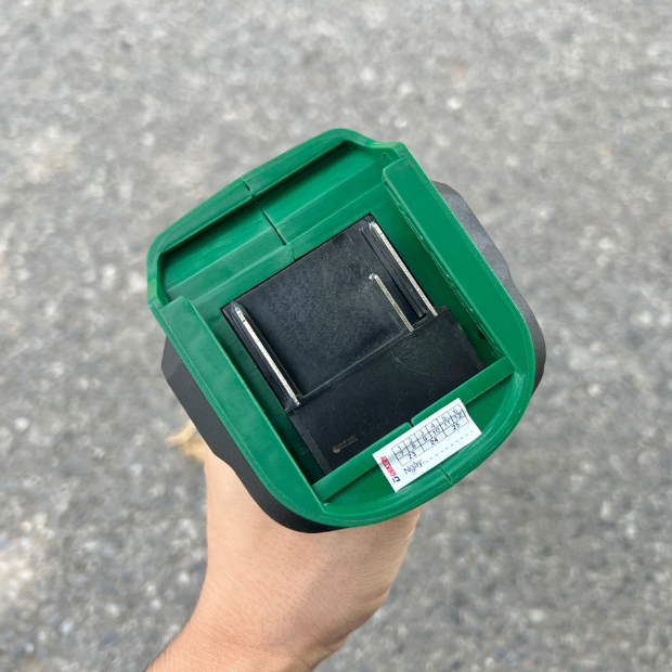 Máy Bulong Pin Dekton M21-IW750N