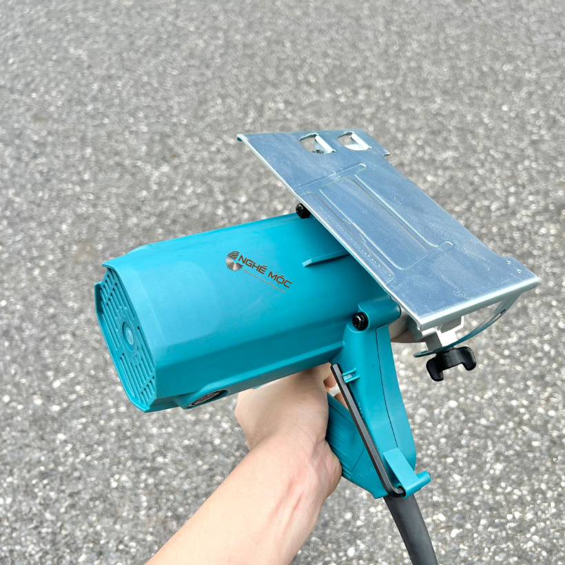 Máy cắt gạch Makita M4100B 1200W