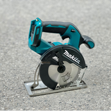 Máy cắt kim loại dùng pin Makita DCS551 18V