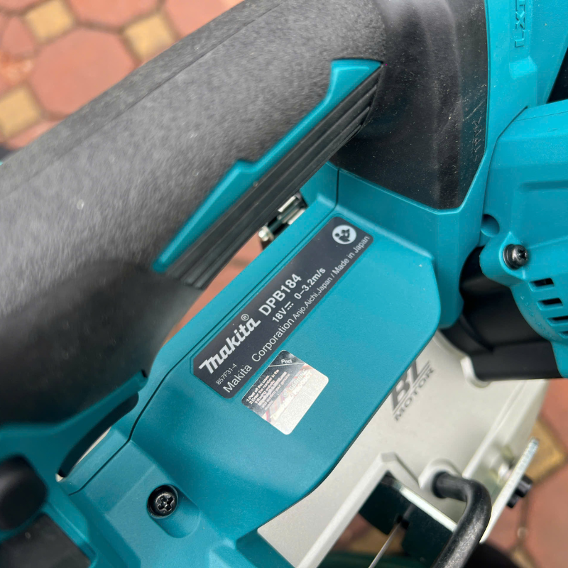 Máy cưa vòng pin (51x51mm) (18V) Makita DPB184RTE