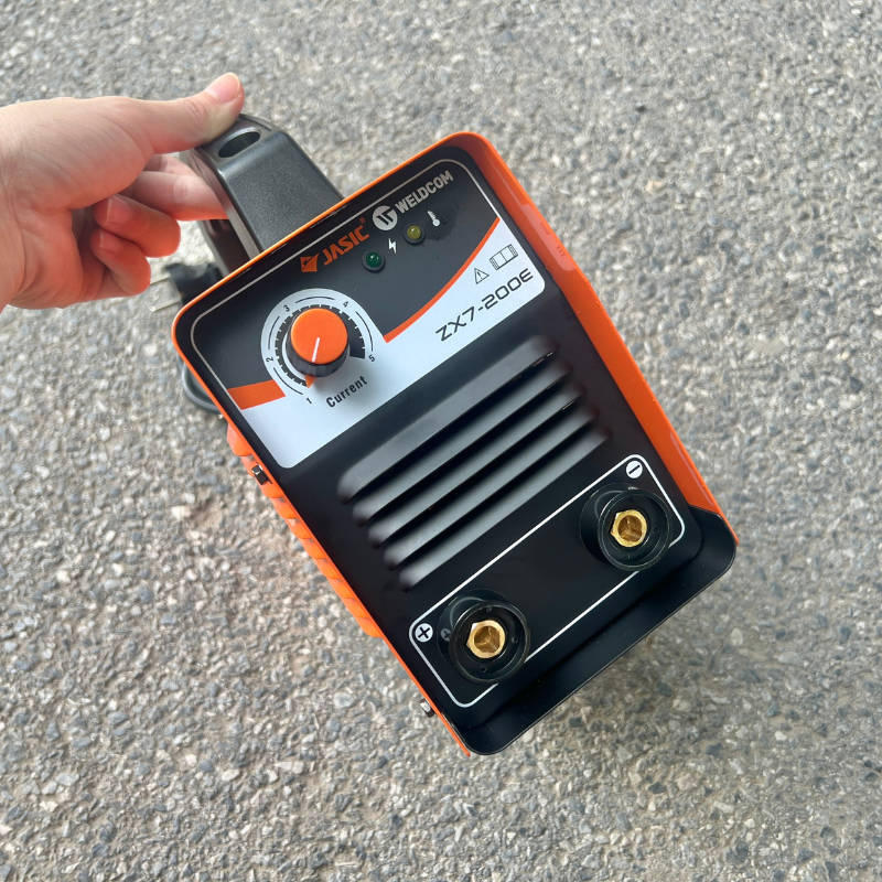 Máy hàn que điện tử Jasic ZX7-200E – mochaiphat