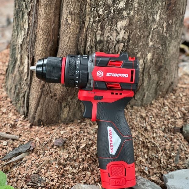 Máy khoan búa pin 16V SFUNPRO S2AH7916R