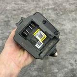 Chân pin máy khoan pin 20V Mclaren Dewalt DCD85M