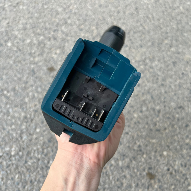 Chân pin của máy khoan pin Bosch GSB 18V-50