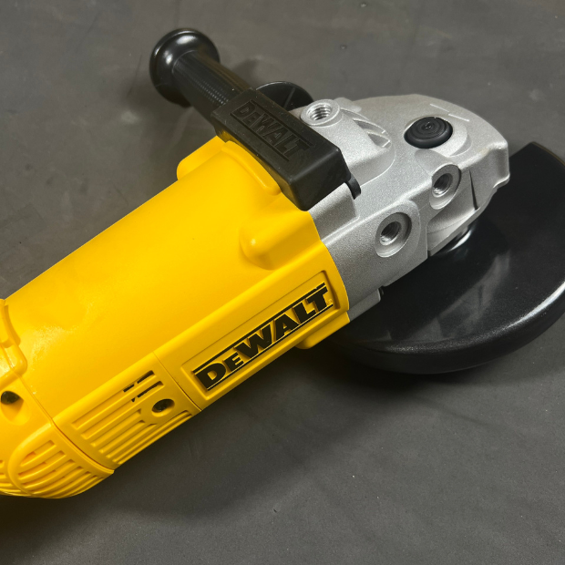 Máy mài góc Dewalt D28413