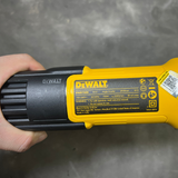 Thông tin máy mài góc cầm tay dùng pin Dewalt DWE750S-B1(Công tắc hông)được in ở thân máy