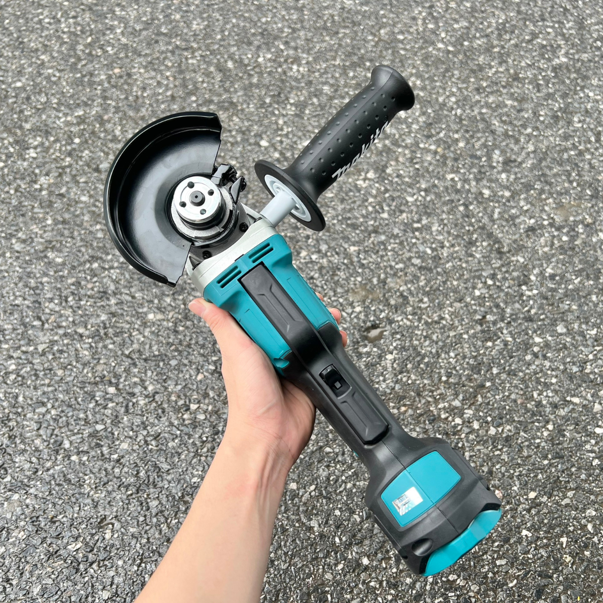 Máy mài góc dùng pin Makita DGA408