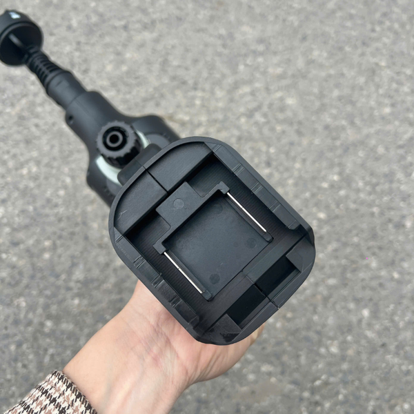 Máy rửa xe dùng pin Hukan (GEN 3) G3BL-RP7