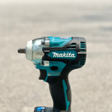 Máy siết bu lông dùng pin Makita DTW302RTJ (3/8″)
