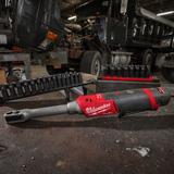 Máy siết bu lông xuyên tâm dùng pin Milwaukee M12 FPTR