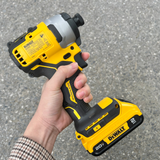 Máy vặn vít cầm tay 18V Dewalt DCF809D2